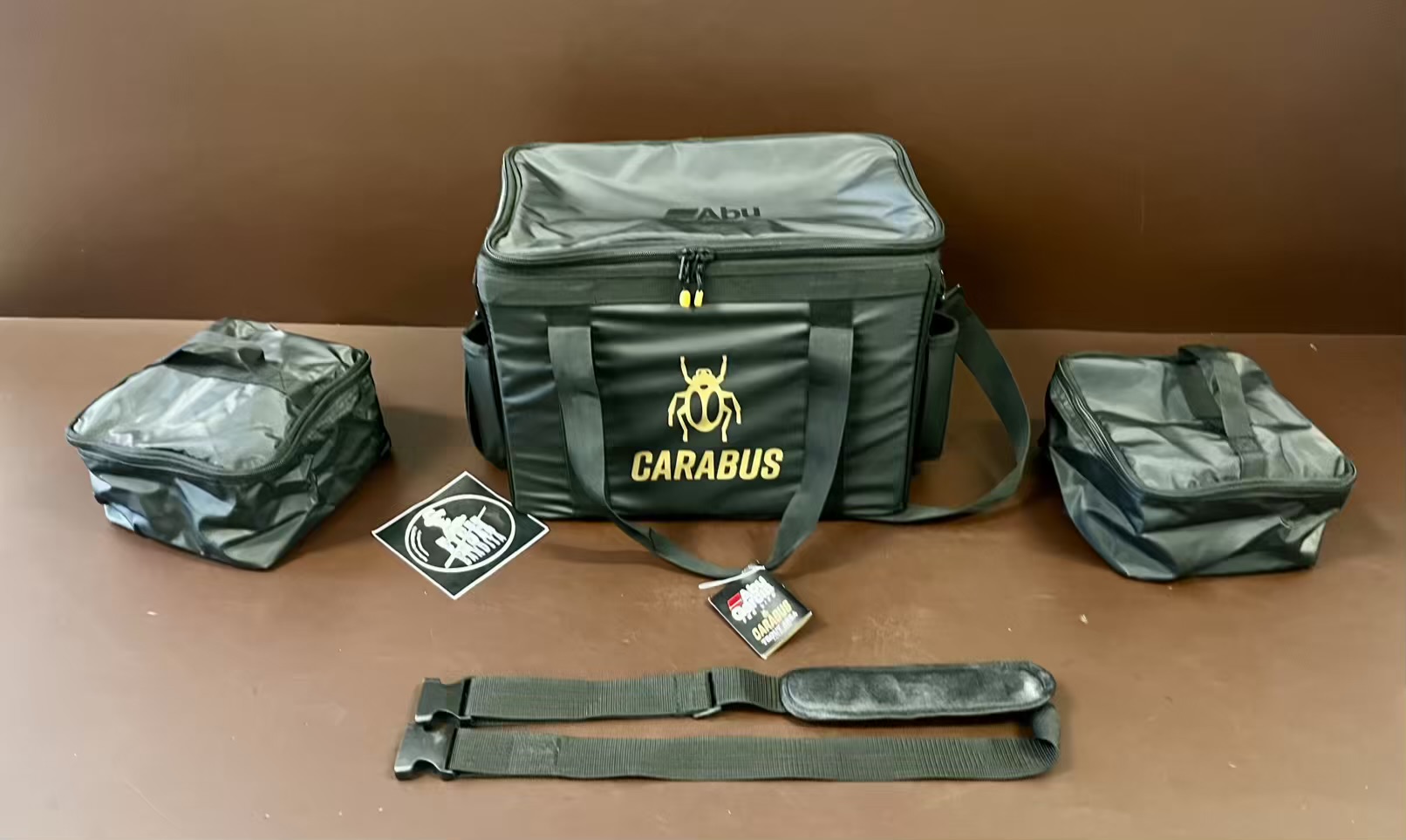 Abu Garcia Carabus Station Bag táska 50x26x30cm