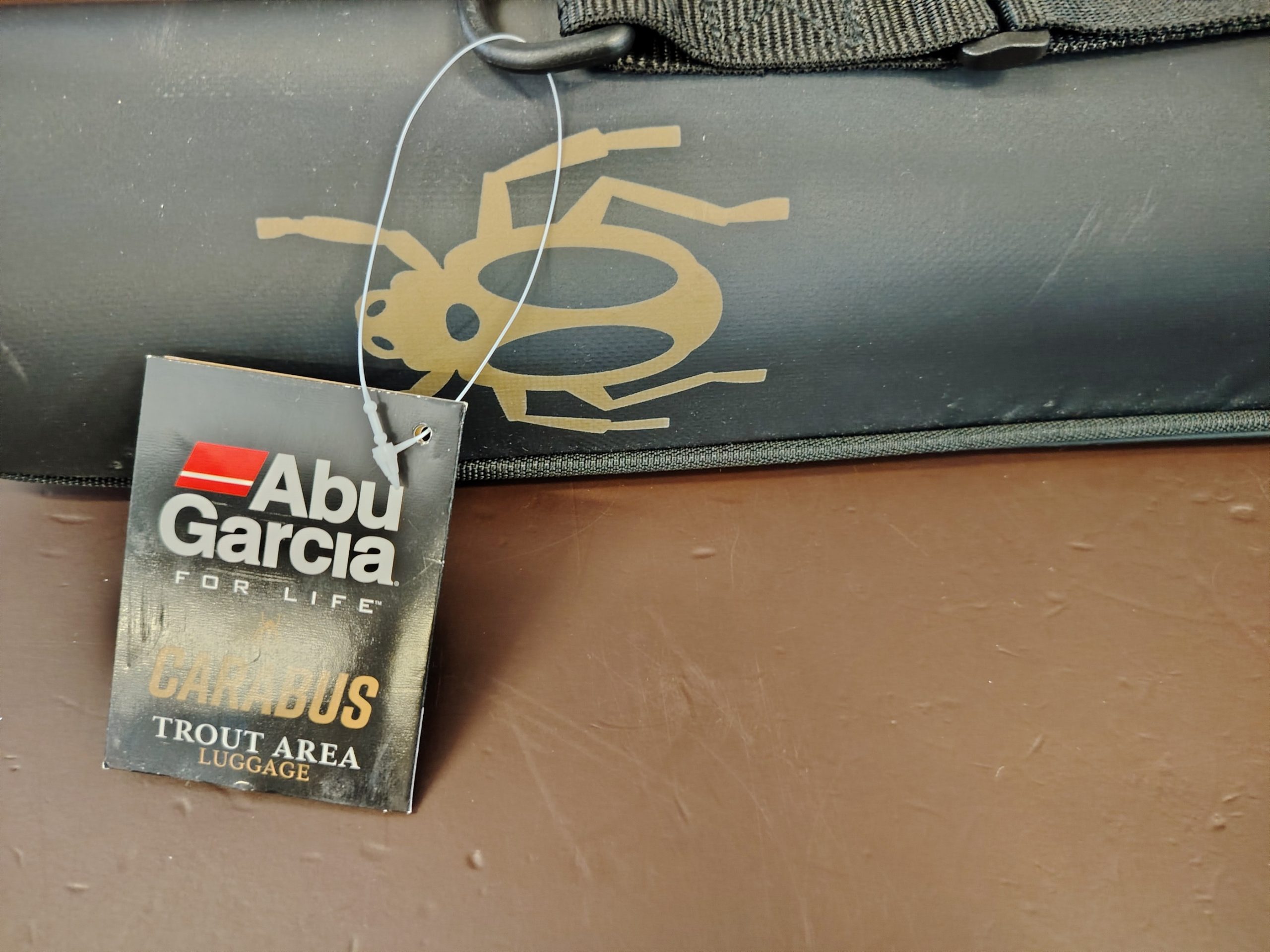 Abu Garcia Carabus Semi Rigid Rod Case Pergető Bottartó Cső 105cm - Image 3