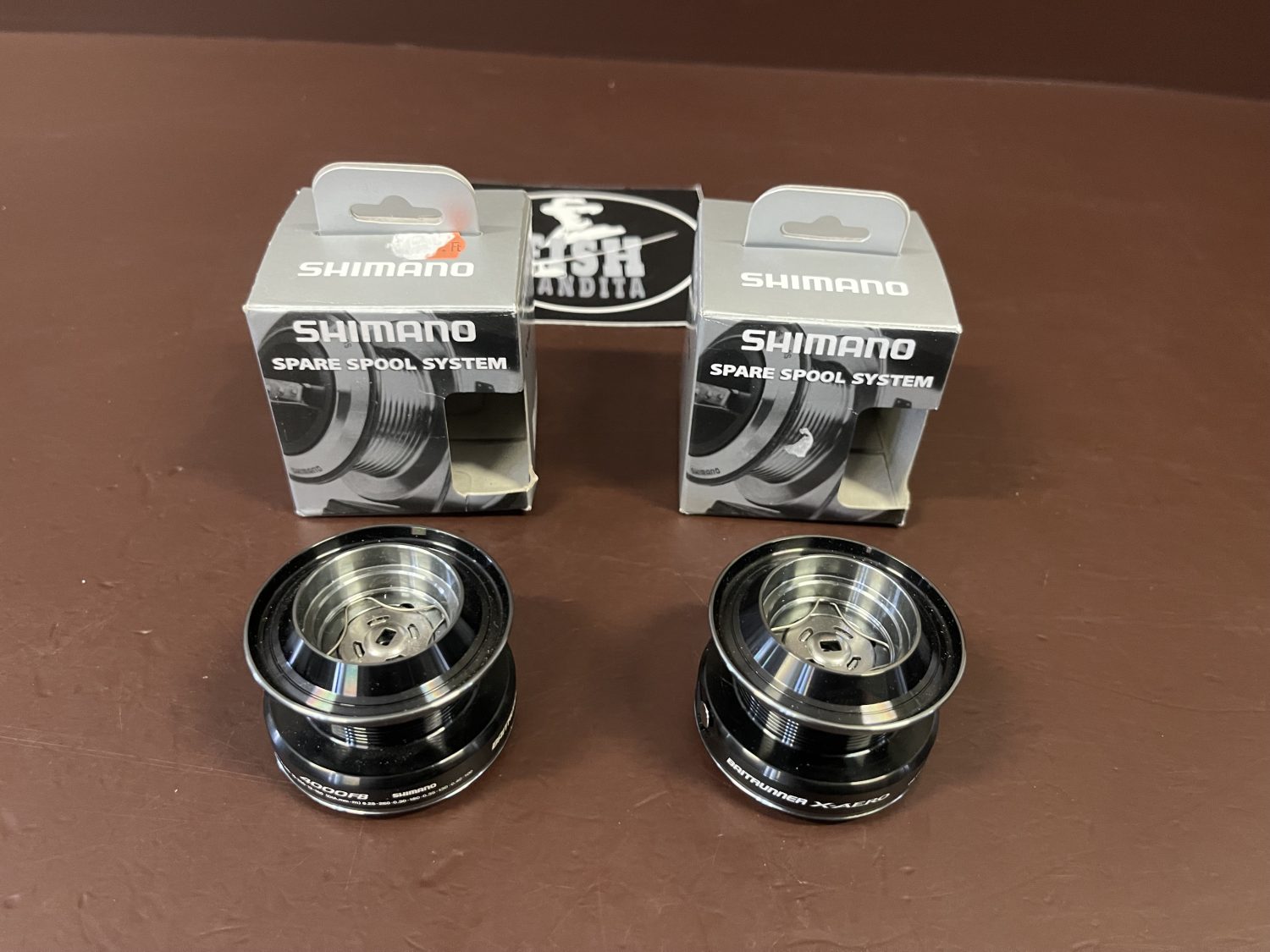 Shimano Baitrunner X-Aero 4000FB pótdobok
